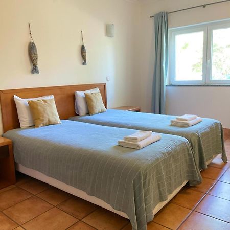 Spacious Apartment Near Porto De Mos Beach, Lagos. Luaran gambar