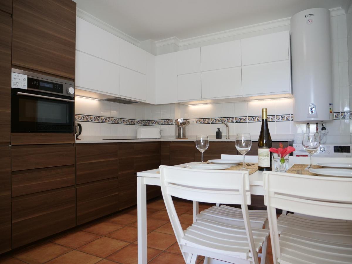Spacious Apartment Near Porto De Mos Beach, Lagos. Luaran gambar