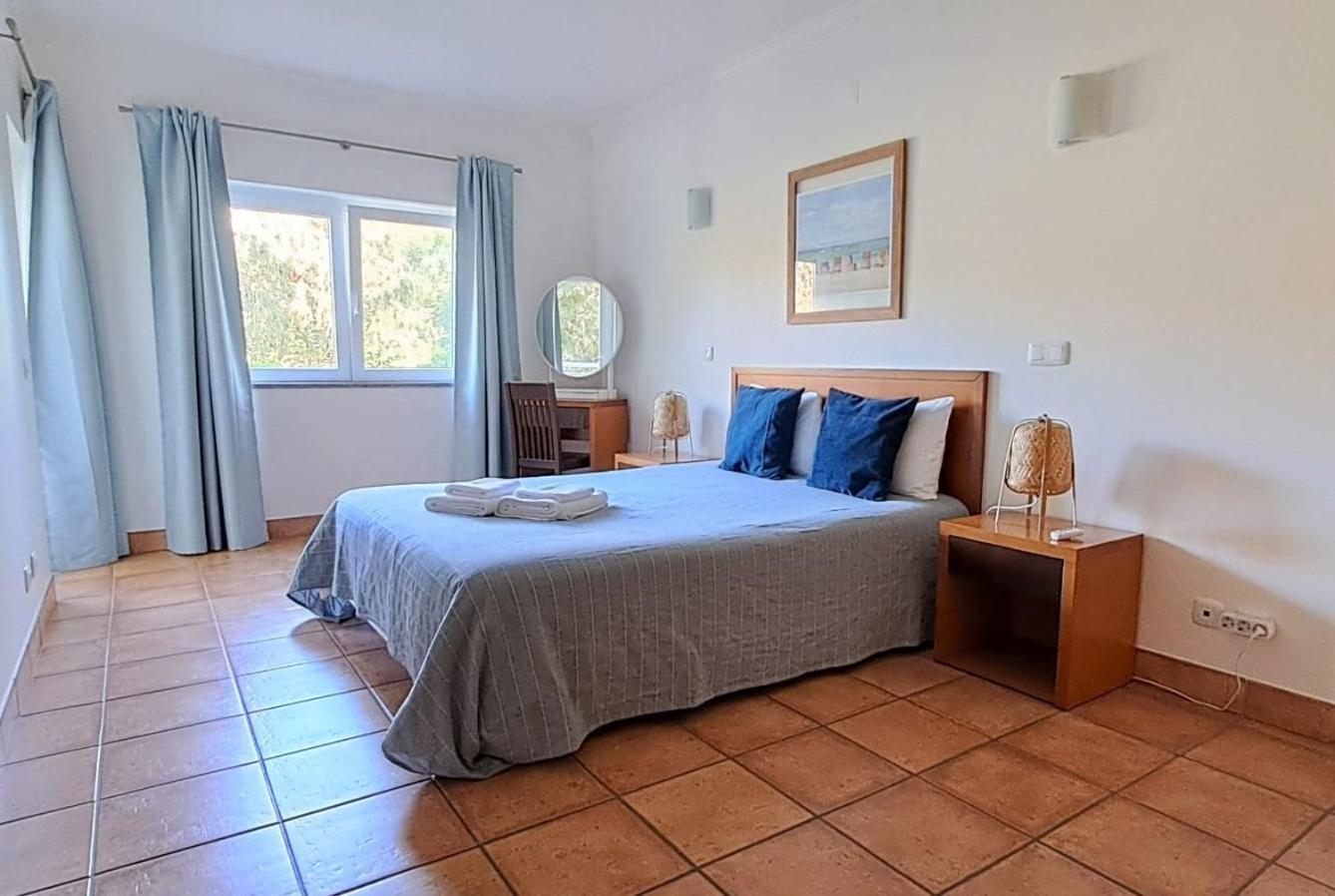 Spacious Apartment Near Porto De Mos Beach, Lagos. Luaran gambar